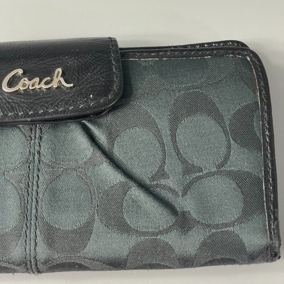 Coach Accordion Black Signature C Bifold Long Wallet - Picture 3 of 15